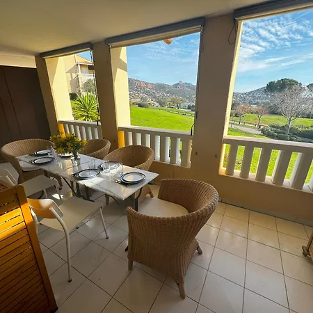 Grand Avec 2 Veritables Cap Esterel Vue Et Esterel Apartment Saint-Raphael (Var)