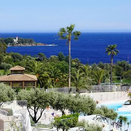 Apartment Grand Avec 2 Veritables Cap Esterel Vue Et Esterel
