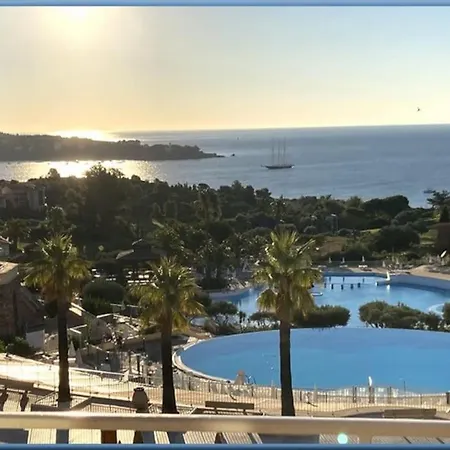 Apartament Grand Avec 2 Veritables Cap Esterel Vue Et Esterel