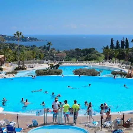 Grand Avec 2 Veritables Cap Esterel Vue Et Esterel Saint-Raphaël