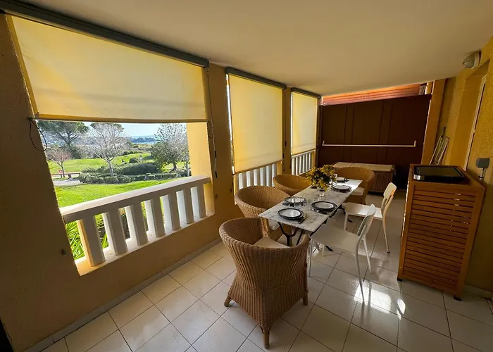 Grand Avec 2 Veritables Cap Esterel Vue Et Esterel * Saint-Raphaël